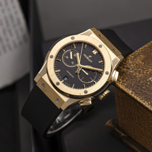 Alternative view of Hublot Classic Fusion Chronograph 42mm 541.VX.1130.RX