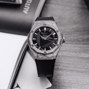 Alternative view of Hublot Сlassic Fusion Orlinski Titan Pavé 550.NS.1800.RX.1604.ORL19