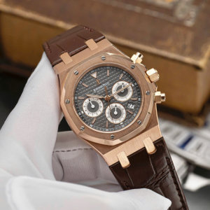 Alternative view of Audemars Piguet Royal Oak Chronograph 39mm 26022OR.OO.D098CR.02